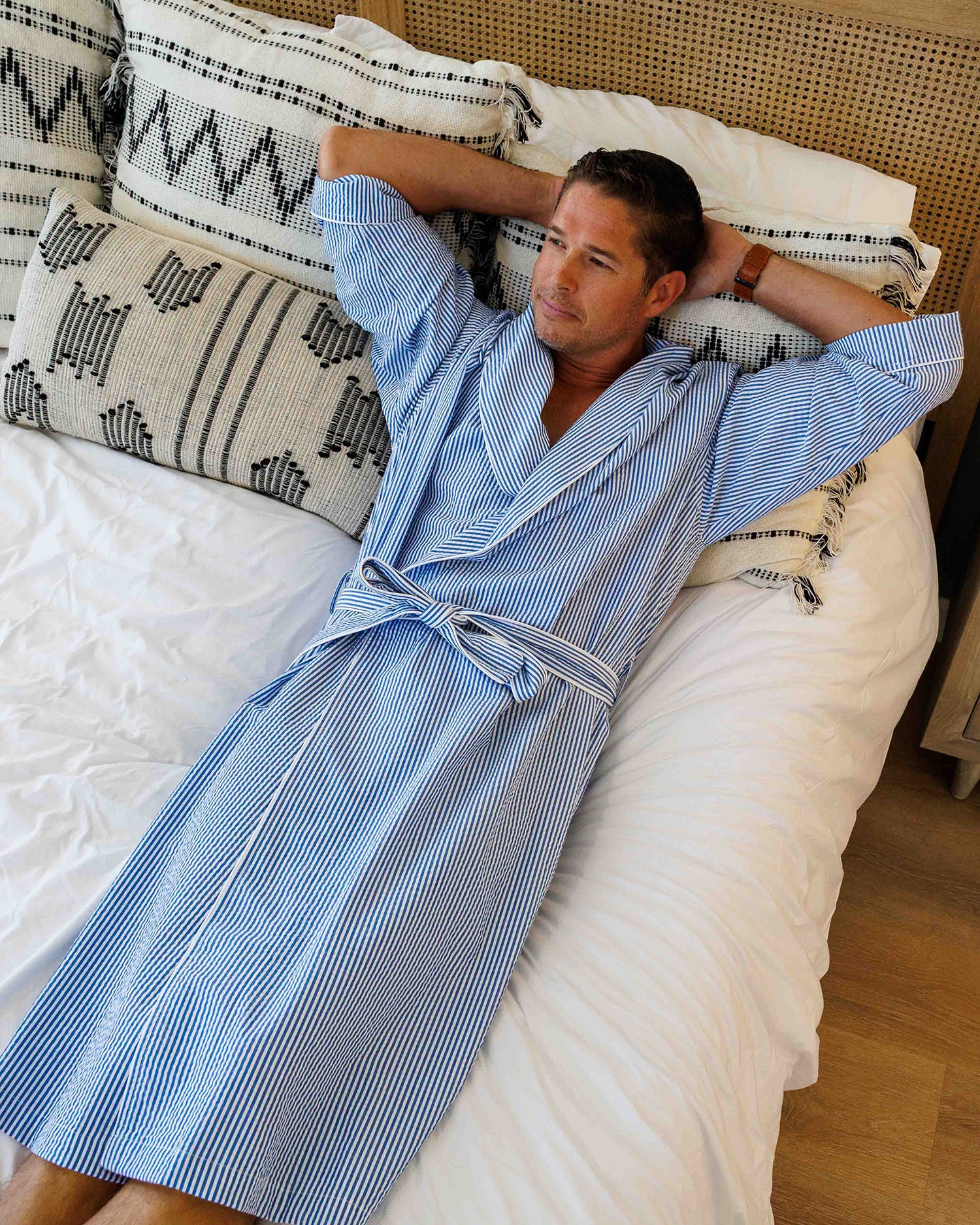Balmoral Unlined Seersucker Robe - One Size - Image 3