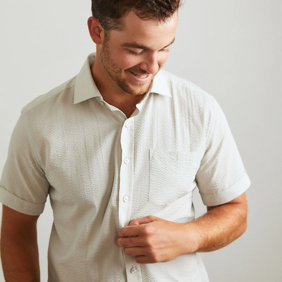 Freret Light Grey Solid Seersucker - Short Sleeve - Image 2