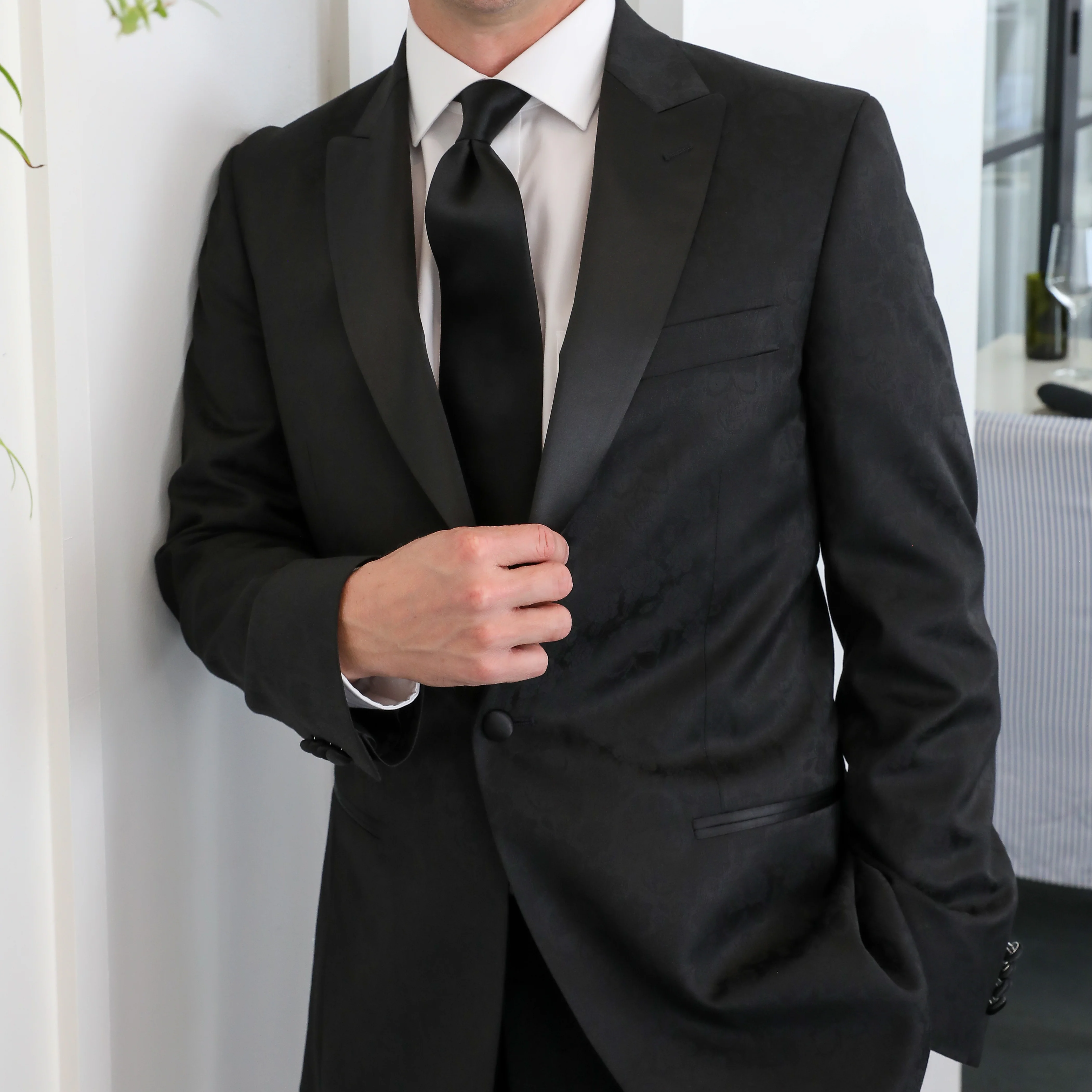 Toulouse Black Skull Embossed Dinner Jacket - Image 2